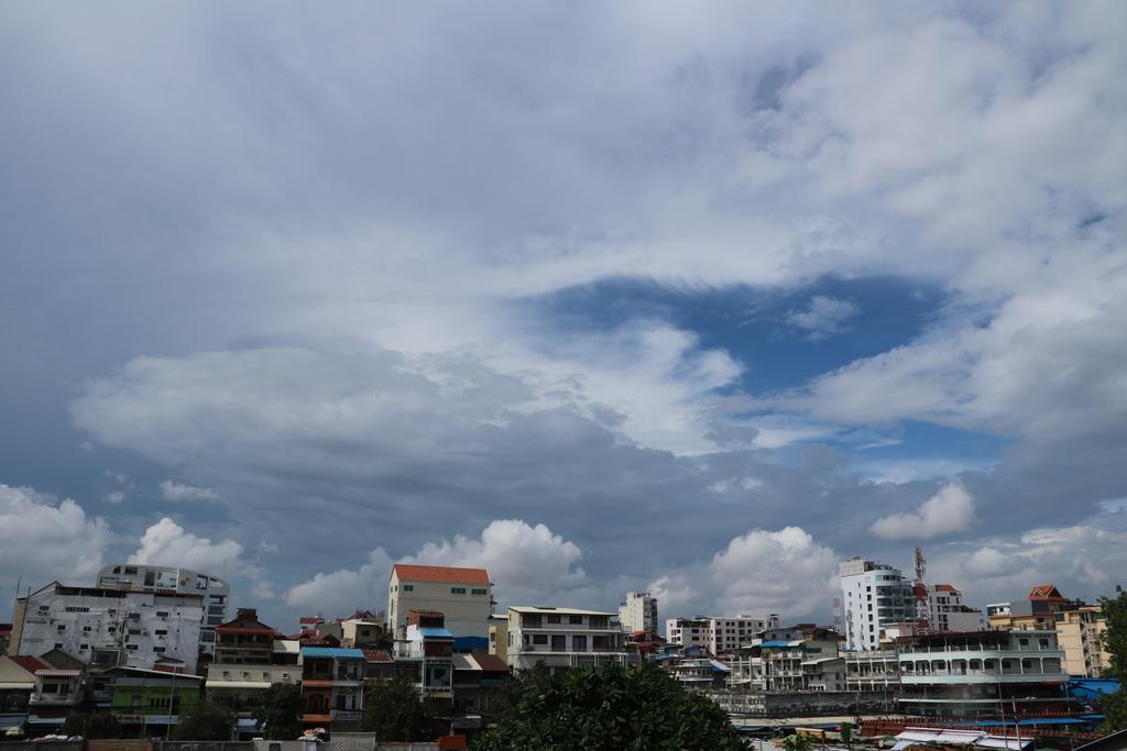 Best Central Point Hotel Phnom Penh Exterior foto